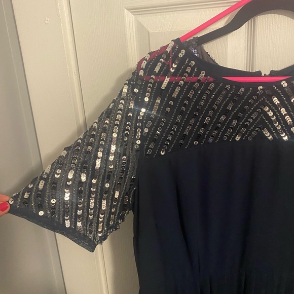 Navy floor length gown - Picture 2 of 7